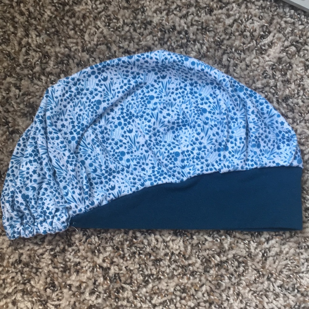 HANDMADE SCRUB CAP